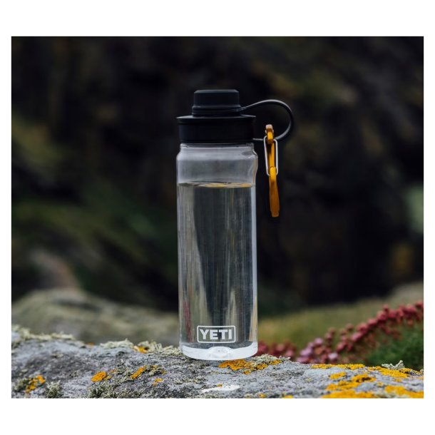 YETI Yonder 25 oz (750 ml) Water Bottle Charcoal